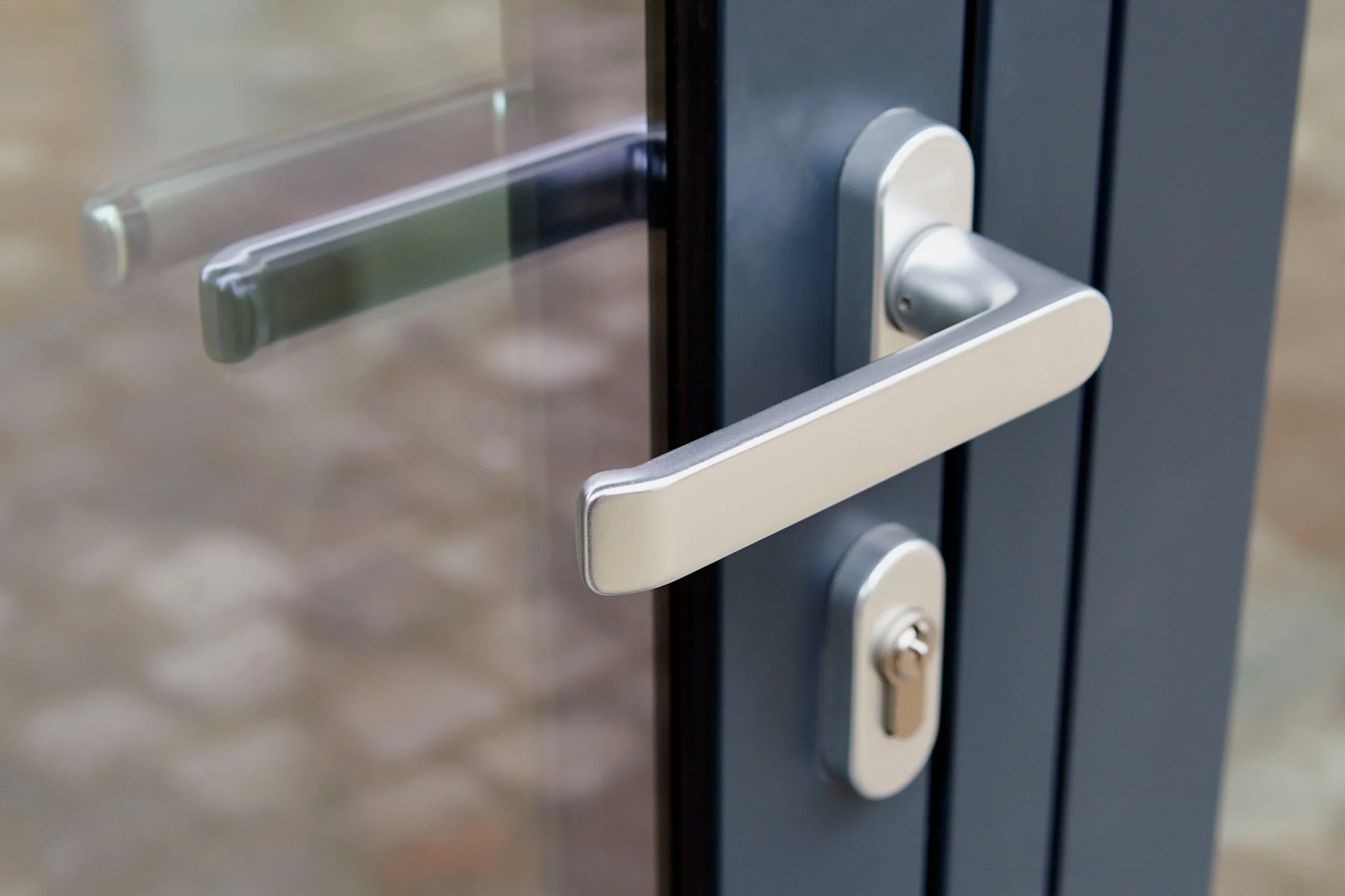 exterior-door-handle-and-security-lock-2026-03-16-03-26-11-utc (1)